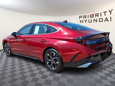 Used 2024 Hyundai Sonata SEL FWD image 6