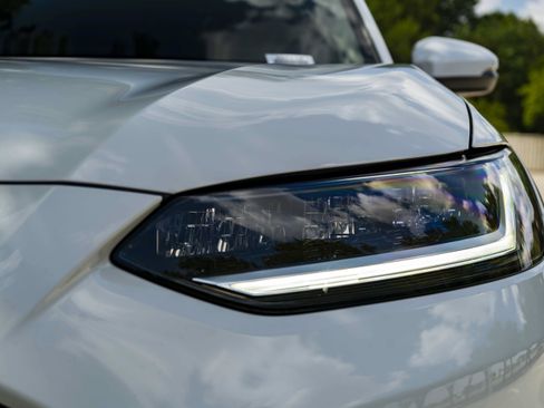 Used 2027 Honda HR-V EX-L image 11