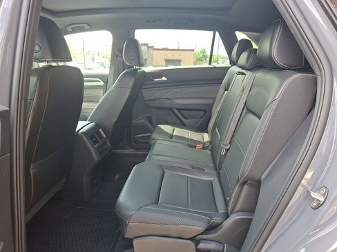 Used 2022 Volkswagen Atlas Cross Sport SEL AWD/4WD image 10