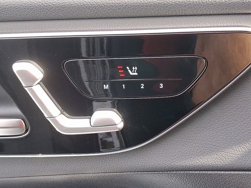 Certified 2025 Mercedes-Benz GLC 300 4MATIC image 23