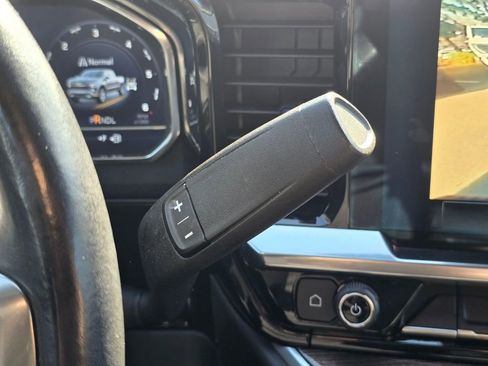 Used 2022 Chevrolet Silverado 1500 LT image 34