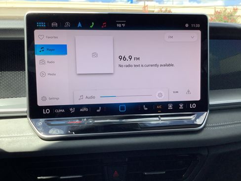 New 2026 Volkswagen Tiguan SE image 18