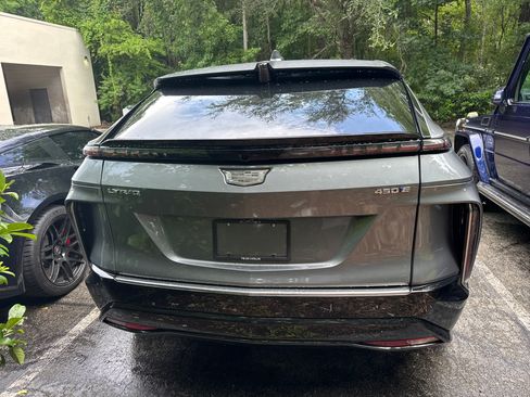 Used 2023 Cadillac Lyriq 2WD image 4