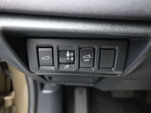 Used 2021 Subaru Outback Premium image 30