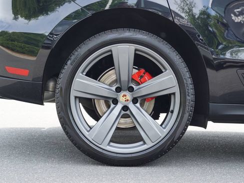 Used 2023 Porsche Macan S AWD/4WD image 15