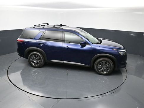 Used 2023 Nissan Pathfinder SV AWD/4WD image 20