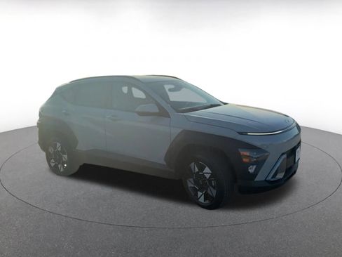 Used 2025 Hyundai Kona SEL image 2