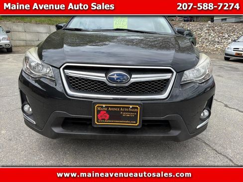 Used 2017 Subaru Crosstrek 2.0i Limited AWD/4WD image 1