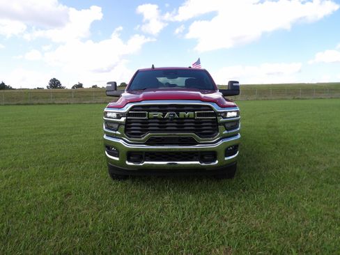 Used 2026 RAM 2500 Big Horn AWD/4WD image 4