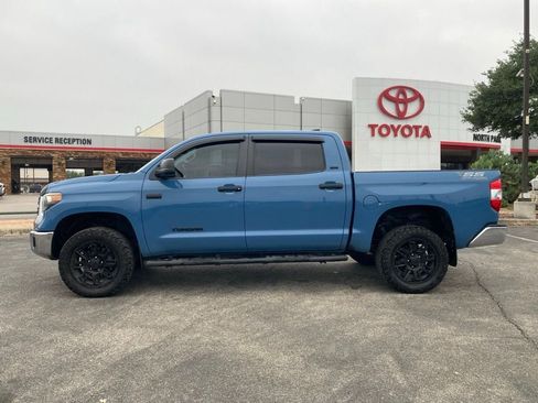 Used 2021 Toyota Tundra SR5 w/ SR5 Upgrade Package RWD image 8