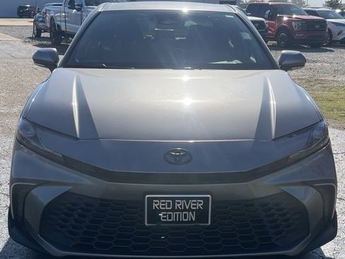 Used 2025 Toyota Camry XSE image 3