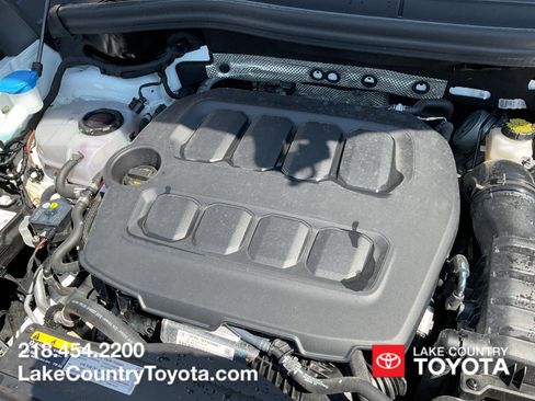 Used 2026 Volkswagen Tiguan SE AWD/4WD image 34