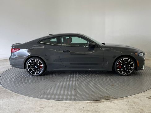 Used 2025 BMW 440i xDrive Coupe w/ Premium Package image 8