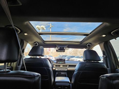 Used 2023 Honda Pilot Elite image 38