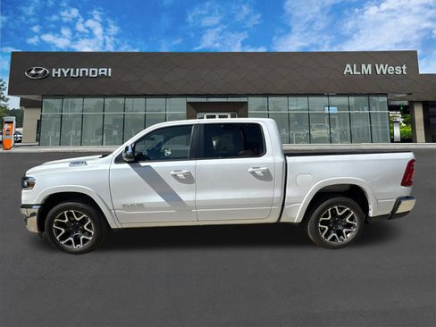 Used 2026 RAM 1500 Laramie AWD/4WD image 8