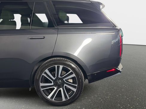 Used 2023 Land Rover Range Rover SE AWD/4WD image 15