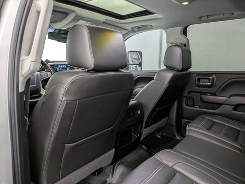 Used 2019 GMC Sierra 2500 Denali AWD/4WD image 21