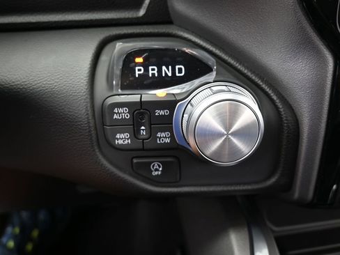 Used 2025 RAM 1500 Laramie image 24