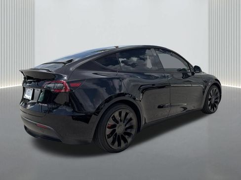 Used 2025 Tesla Model Y Performance AWD/4WD image 5