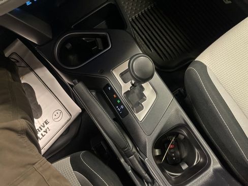 Certified 2017 Toyota RAV4 XLE AWD/4WD image 23