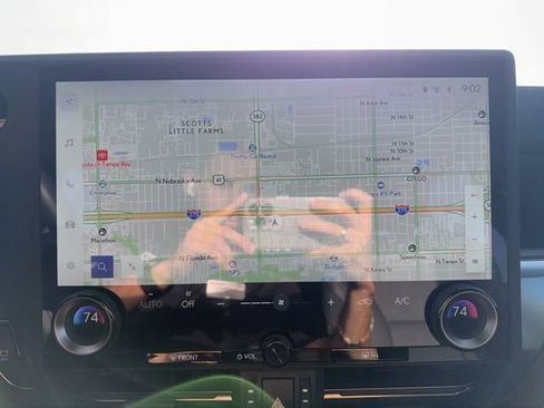 Used 2024 Lexus GX 550 w/ Accessory Package (Z1) image 19