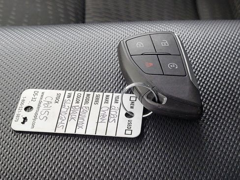 Used 2025 Chevrolet Equinox LT image 27