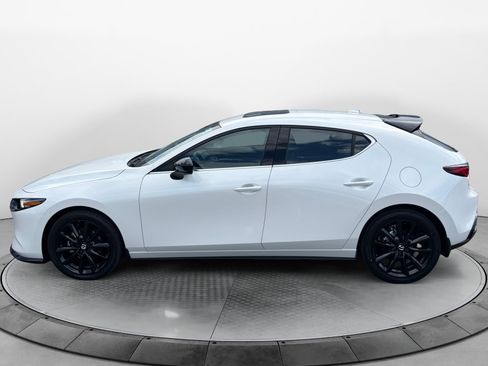 New 2026 MAZDA MAZDA3 Hatchback w/Premium Plus Pkg AWD/4WD image 4