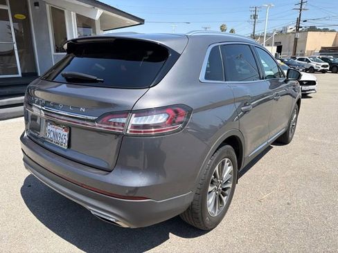 Used 2021 Lincoln Nautilus FWD w/ Equipment Group 101A image 5