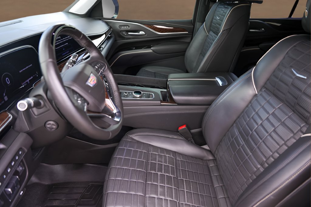 Used 2022 Cadillac Escalade Sport Platinum AWD/4WD image 16
