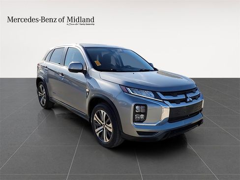 Used 2022 Mitsubishi Outlander Sport ES image 2