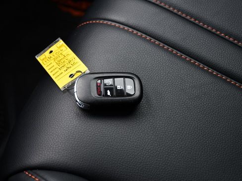Used 2023 Honda Pilot TrailSport image 23