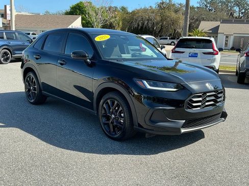 Certified 2025 Honda HR-V Sport image 10