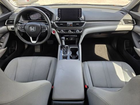 Used 2018 Honda Accord EX image 11