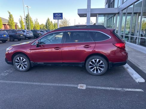 Used 2017 Subaru Outback 3.6R Limited AWD/4WD image 9