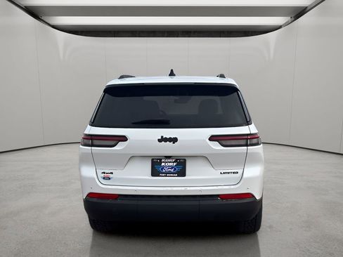 Used 2024 Jeep Grand Cherokee L Limited w/ Black Appearance Package image 4