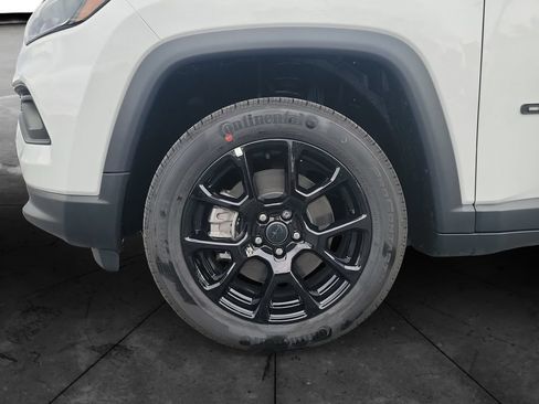New 2026 Jeep Compass Latitude AWD/4WD image 14
