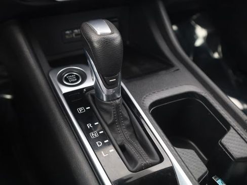 Used 2020 Nissan Sentra SV FWD image 19