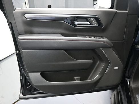 Used 2025 Chevrolet Tahoe RST w/ Comfort Package RWD image 14