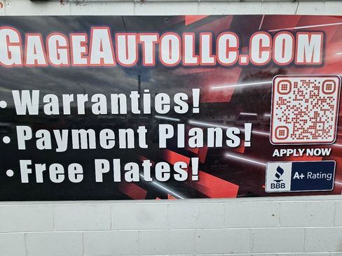 Used 2016 Chrysler 200 Limited w/ Convenience Group FWD image 16