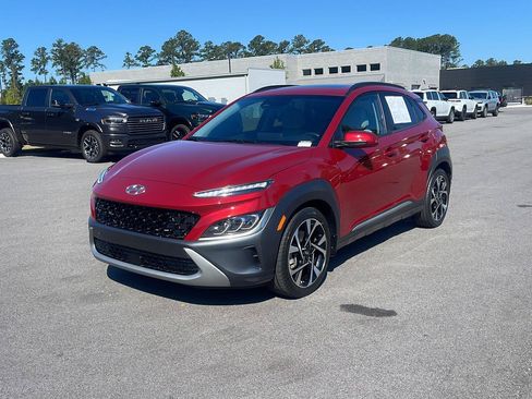 Used 2022 Hyundai Kona Limited FWD image 3