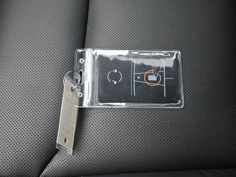 Used 2023 Tesla Model X image 26