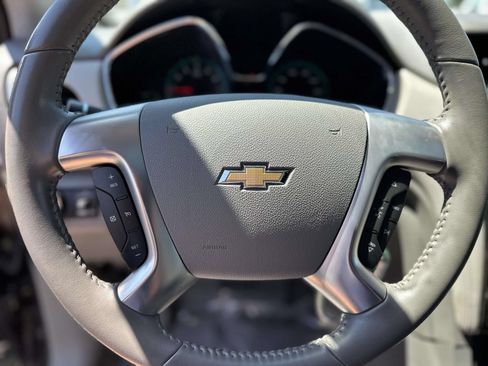 Used 2014 Chevrolet Traverse LT w/ All-Star Edition FWD image 14
