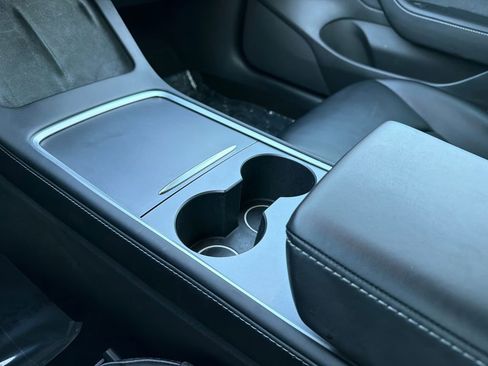 Used 2022 Tesla Model 3 Long Range image 27