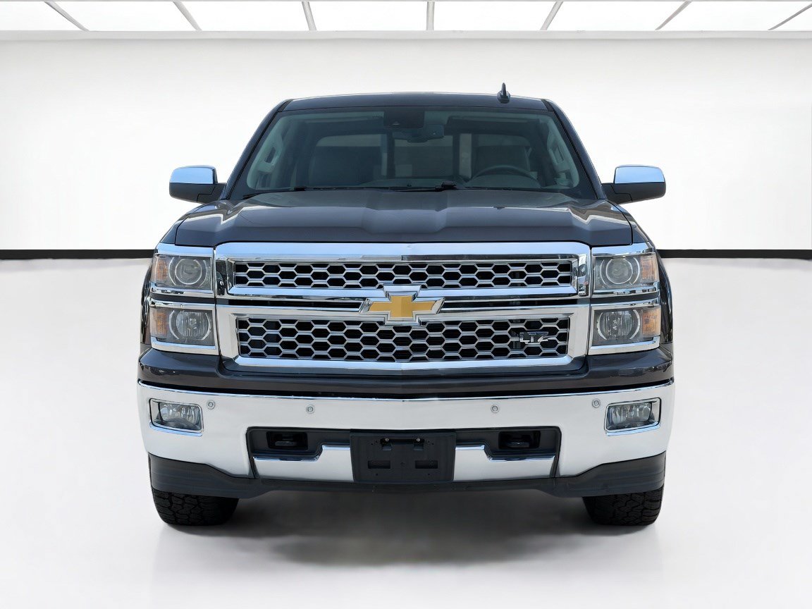 Used 2015 Chevrolet Silverado 1500 LTZ w/ Driver Alert Package AWD/4WD image 2