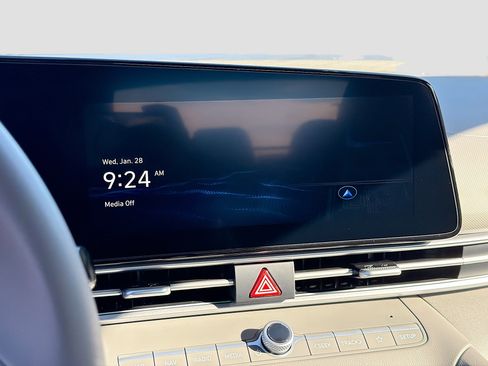 New 2026 Hyundai Elantra Sport image 29