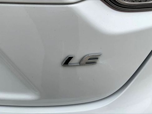 Used 2023 Toyota Corolla LE FWD image 10