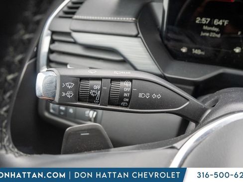 Used 2024 GMC Acadia Elevation FWD image 9