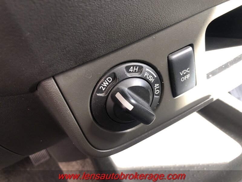 Used 2010 Nissan Xterra S AWD/4WD image 15