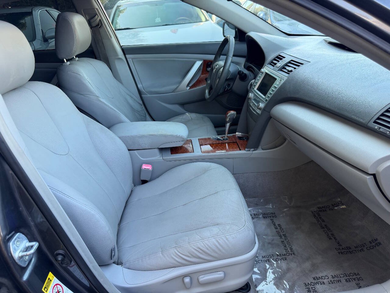 Used 2009 Toyota Camry XLE FWD image 17