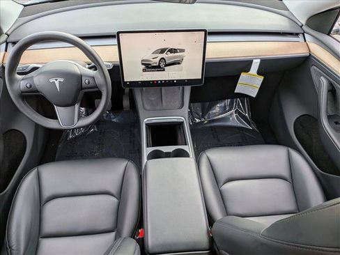 Used 2023 Tesla Model Y Long Range image 14